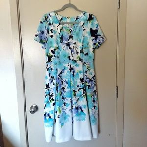 3/$15 °Karl Lagerfeld° Floral Pleated Fit & Flare